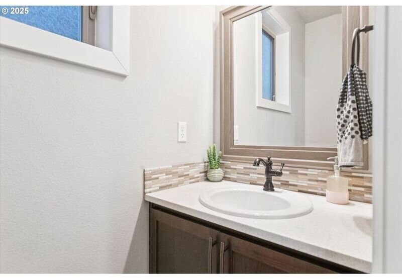 #XXXXhtmlcaption1815899