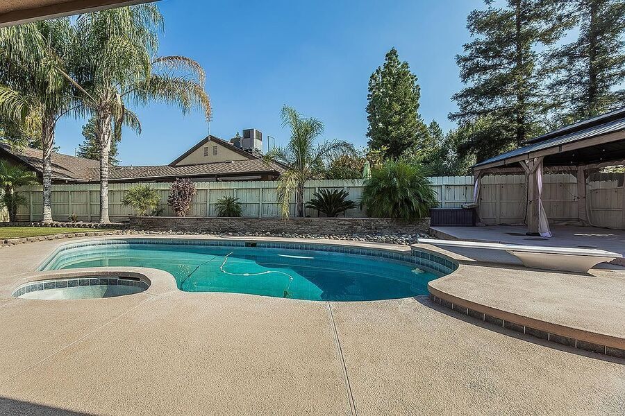 #XXXXhtmlcaption1819082