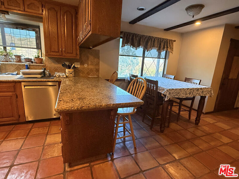 #XXXXhtmlcaption1820140