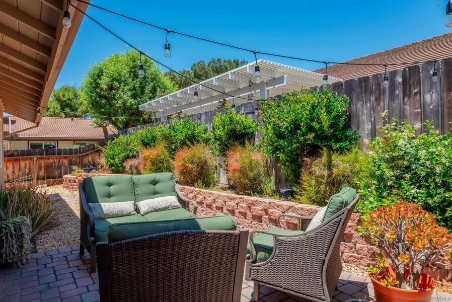 #XXXXhtmlcaption1820488