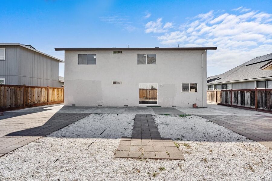 #XXXXhtmlcaption1822035