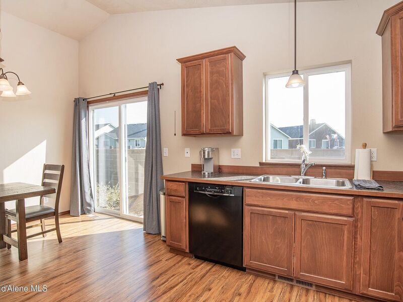 #XXXXhtmlcaption1822821