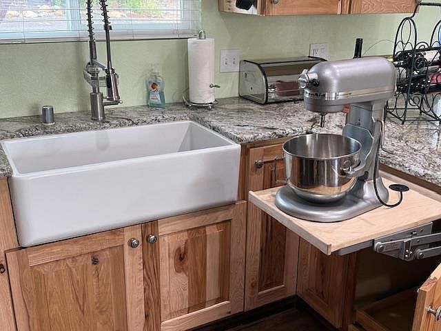 #XXXXhtmlcaption1823071