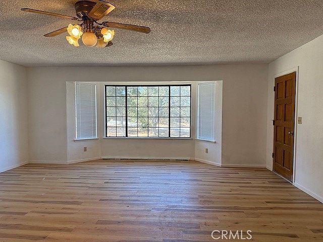 #XXXXhtmlcaption1823390