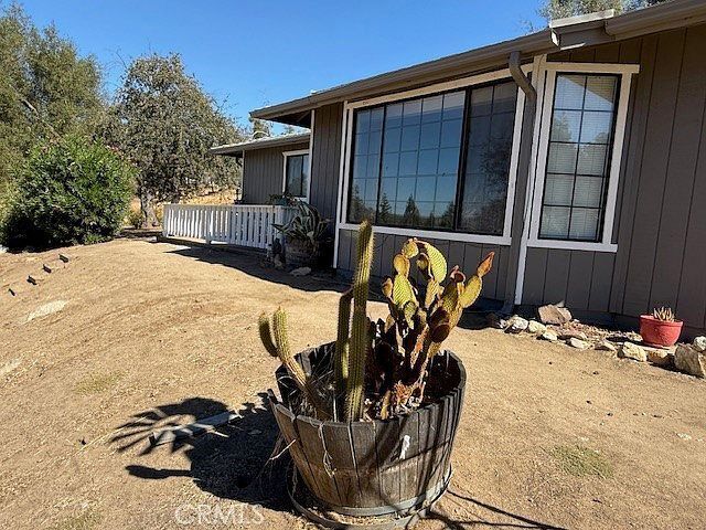 #XXXXhtmlcaption1823386