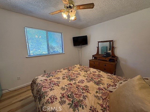 #XXXXhtmlcaption1823401