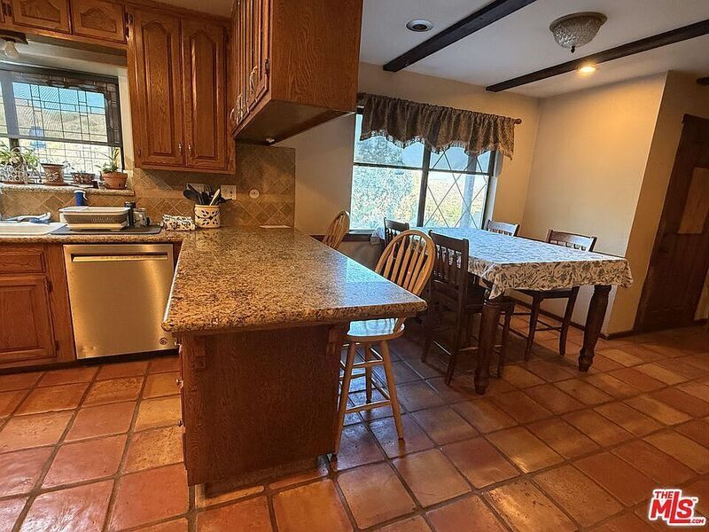 #XXXXhtmlcaption1823591