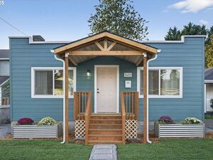 photo 1 of 5405 SE 97th Ave, Portland, OR 97266