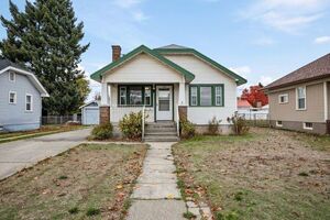photo 1 of 1103 E  Longfellow Ave, Spokane, WA 99207
