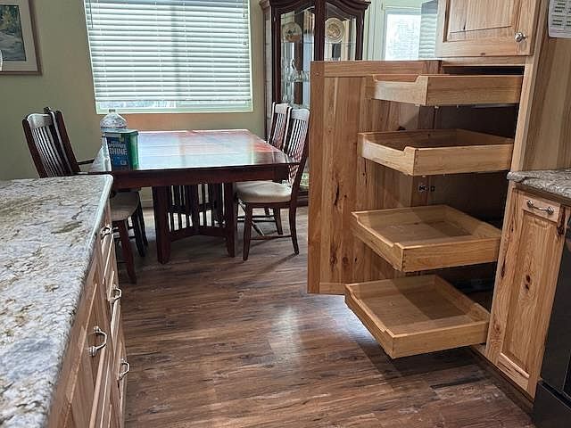 #XXXXhtmlcaption1833089