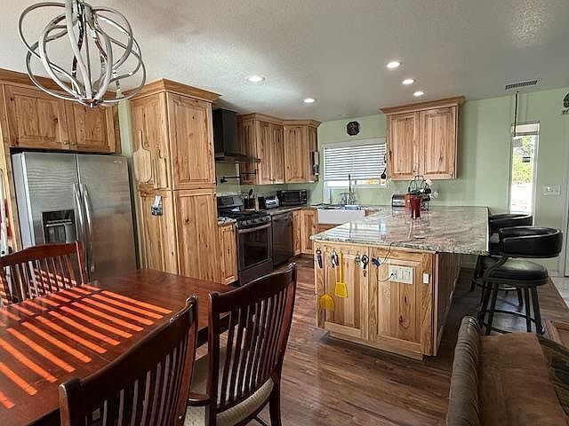 #XXXXhtmlcaption1833064