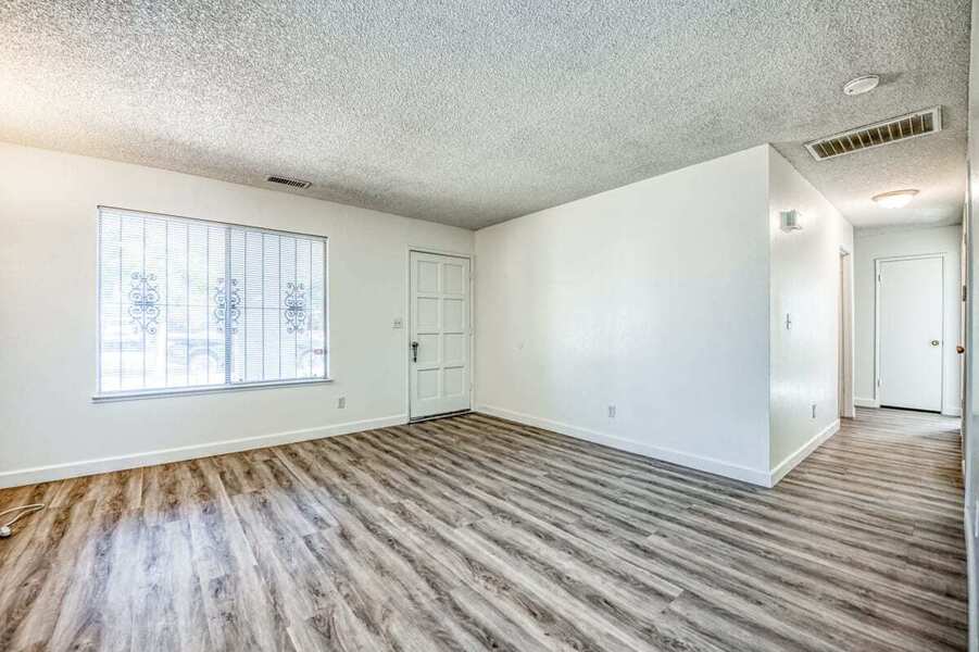 #XXXXhtmlcaption1833751