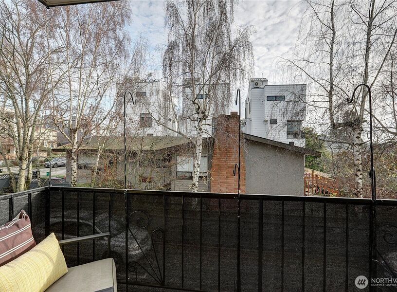 #XXXXhtmlcaption1835893