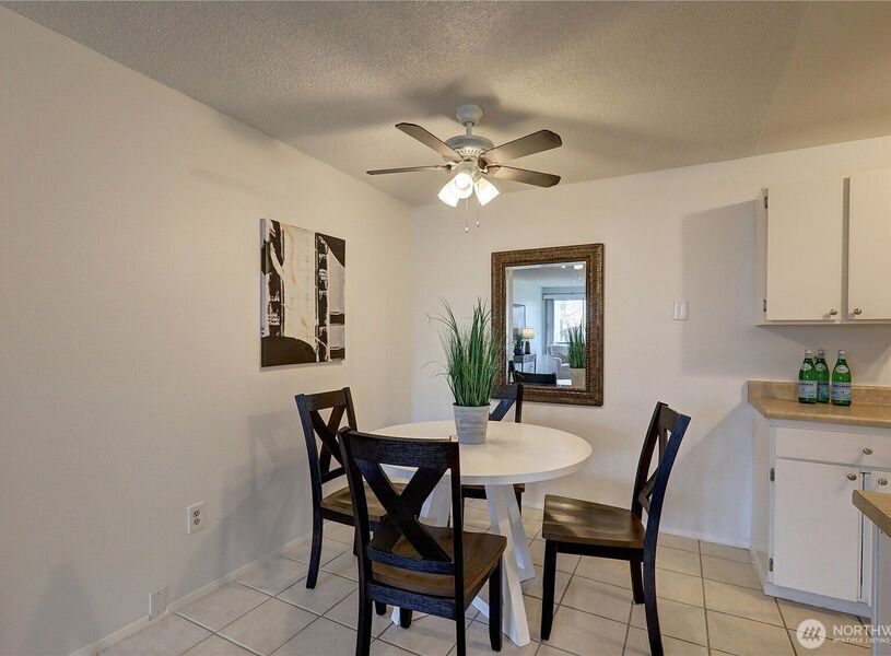 #XXXXhtmlcaption1835889