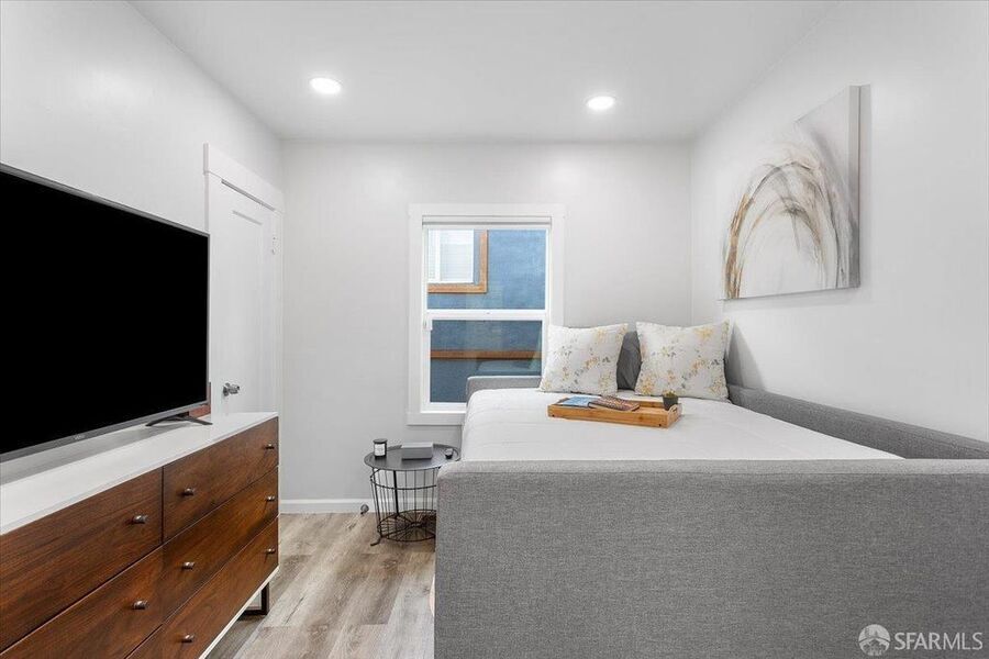 #XXXXhtmlcaption1836758