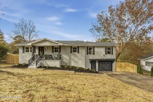 photo 1 of 1407 Peltier Rd, Knoxville, TN 37912