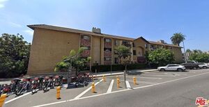 photo 1 of 7300 Franklin Ave APT 652, Los Angeles, CA 90046