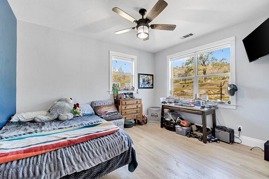 #XXXXhtmlcaption1837388