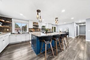 photo 1 of 1718 E 60th Ave, Spokane, WA 99223