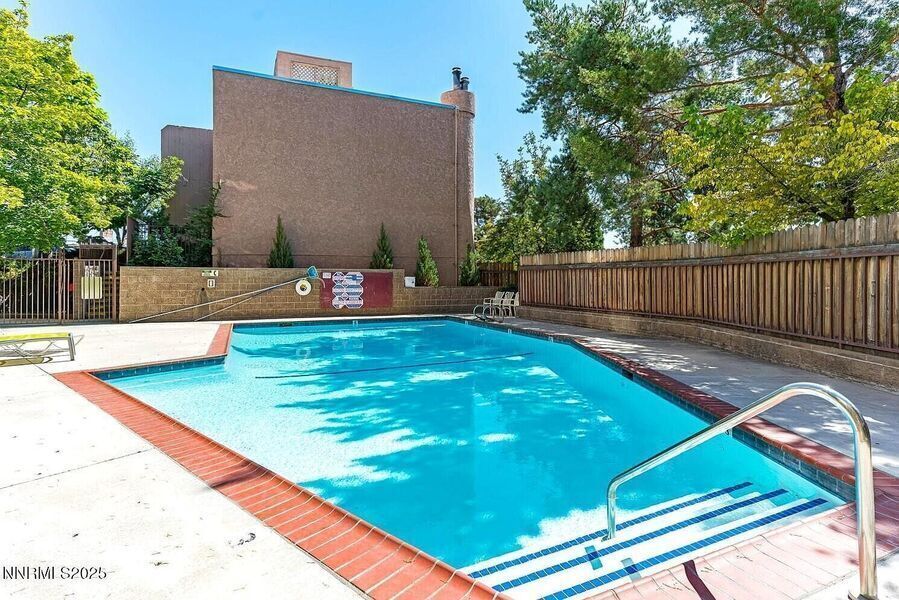 #XXXXhtmlcaption1839688