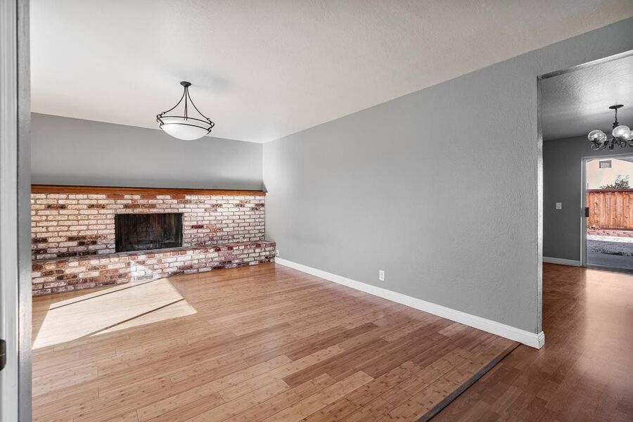 #XXXXhtmlcaption1840296