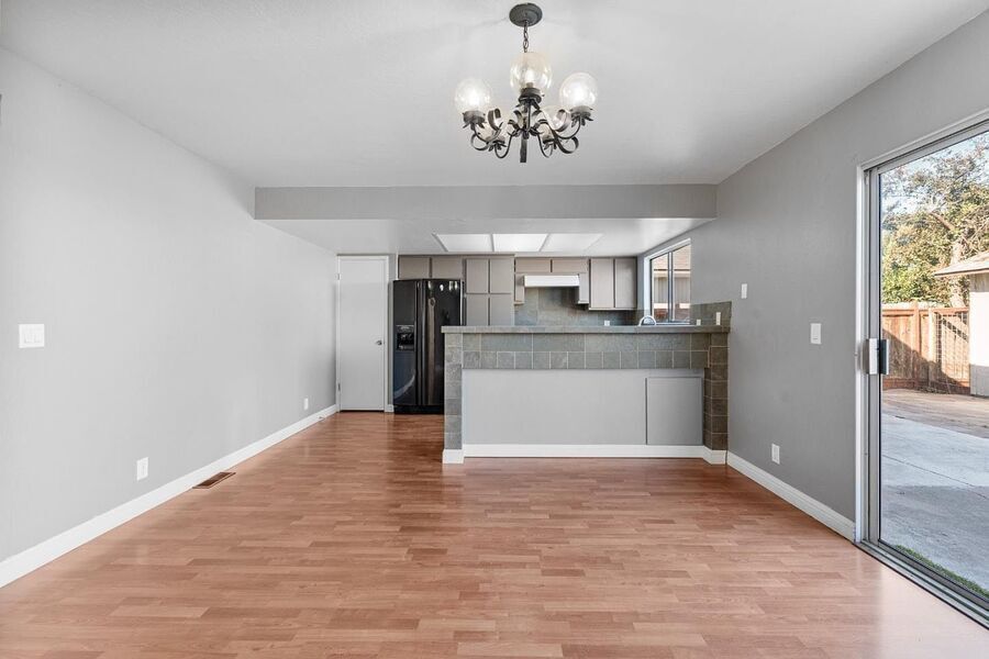 #XXXXhtmlcaption1840302