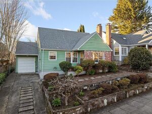 photo 1 of 2115 SE 30th Ave, Portland, OR 97214