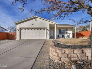 photo 1 of 17527 Sunstone Ct, Reno, NV 89508