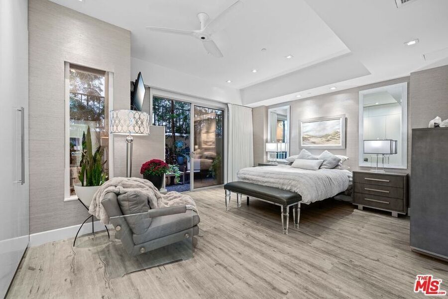 #XXXXhtmlcaption1848563