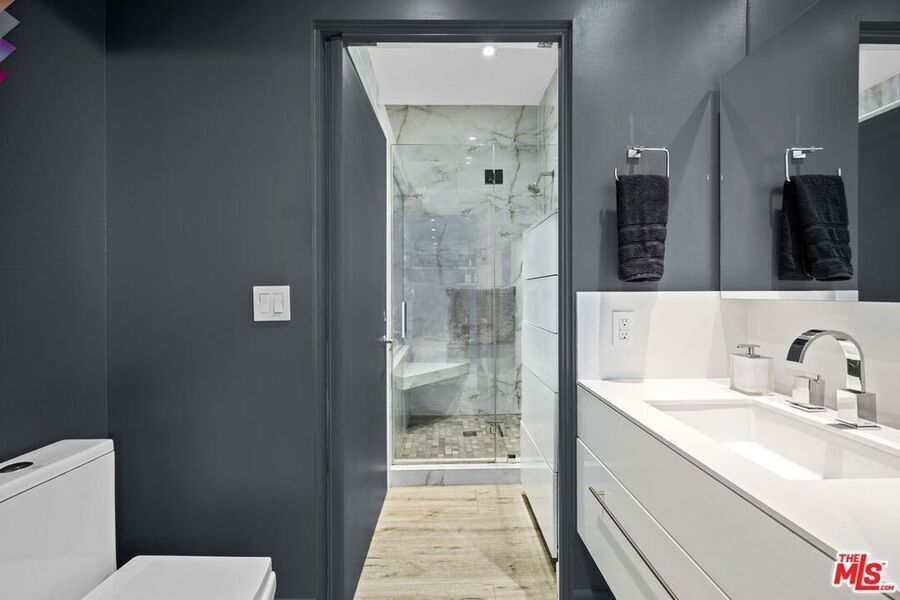 #XXXXhtmlcaption1848559