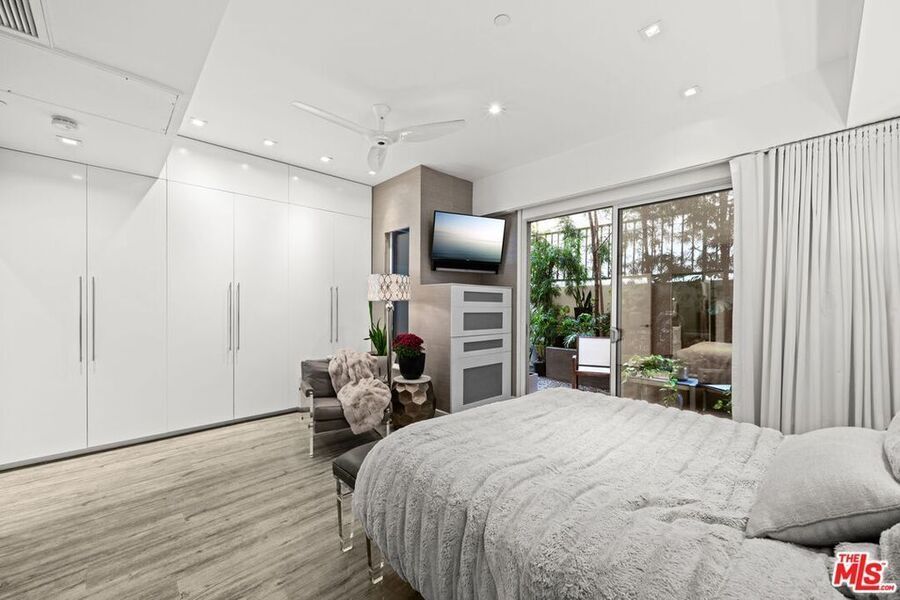 #XXXXhtmlcaption1848564