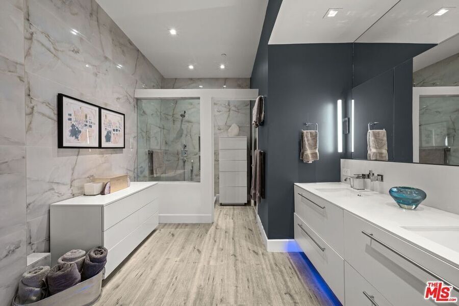 #XXXXhtmlcaption1848558