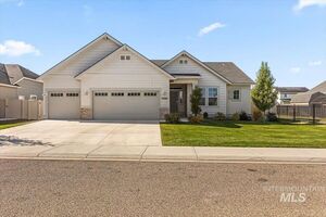 photo 1 of 15365 Lutsen Ave, Caldwell, ID 83607