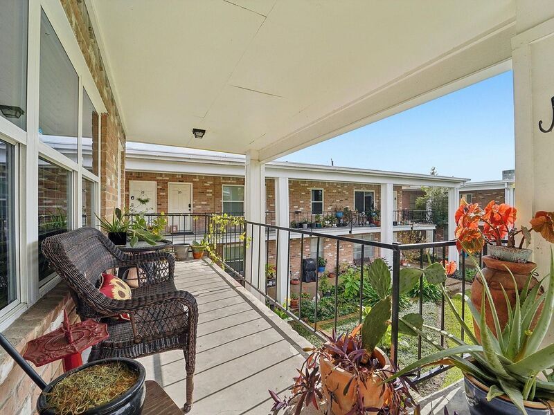 #XXXXhtmlcaption1848906