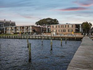 photo 1 of 3535 Nasa Road 1 #20, Seabrook, TX 77586