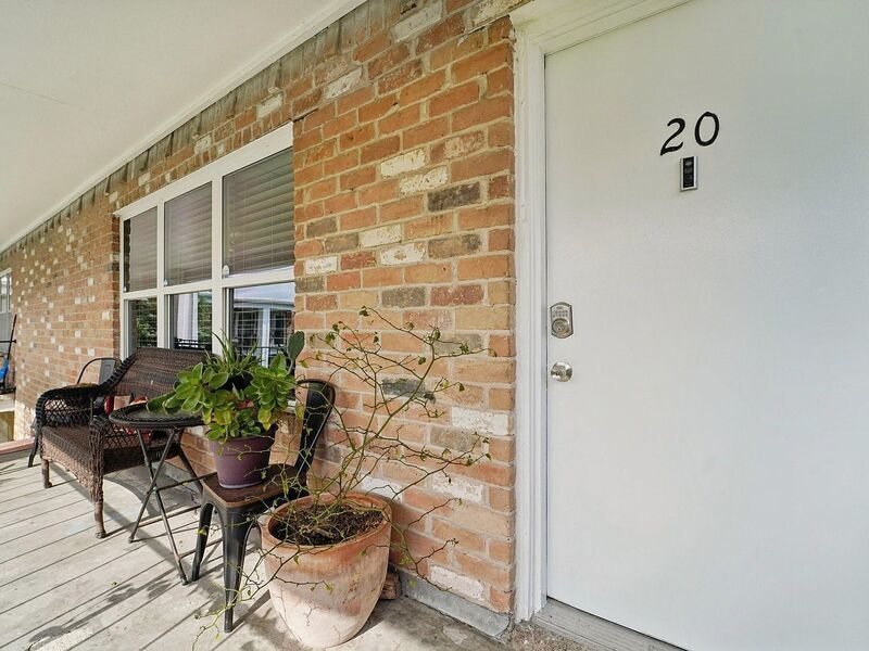 #XXXXhtmlcaption1848907