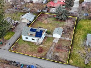 photo 1 of 18601 E Maxwell Ave, Spokane Valley, WA 99016