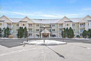 photo 1 of 490 Main St Unit 209, Northborough, MA 01532