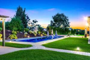 photo 1 of 21992 Wilgen Rd, Escondido, CA 92029