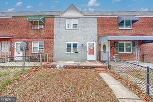 photo 1 of 3836 8th St, Baltimore, MD 21225