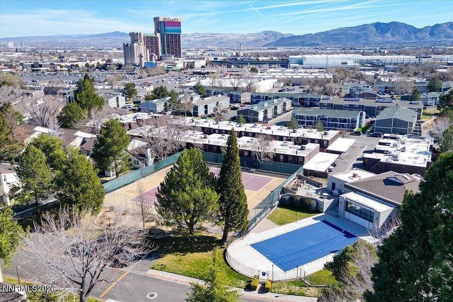 #XXXXhtmlcaption1858496