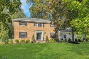 photo 1 of 24 Westminster Rd, Chatham, NJ 07928