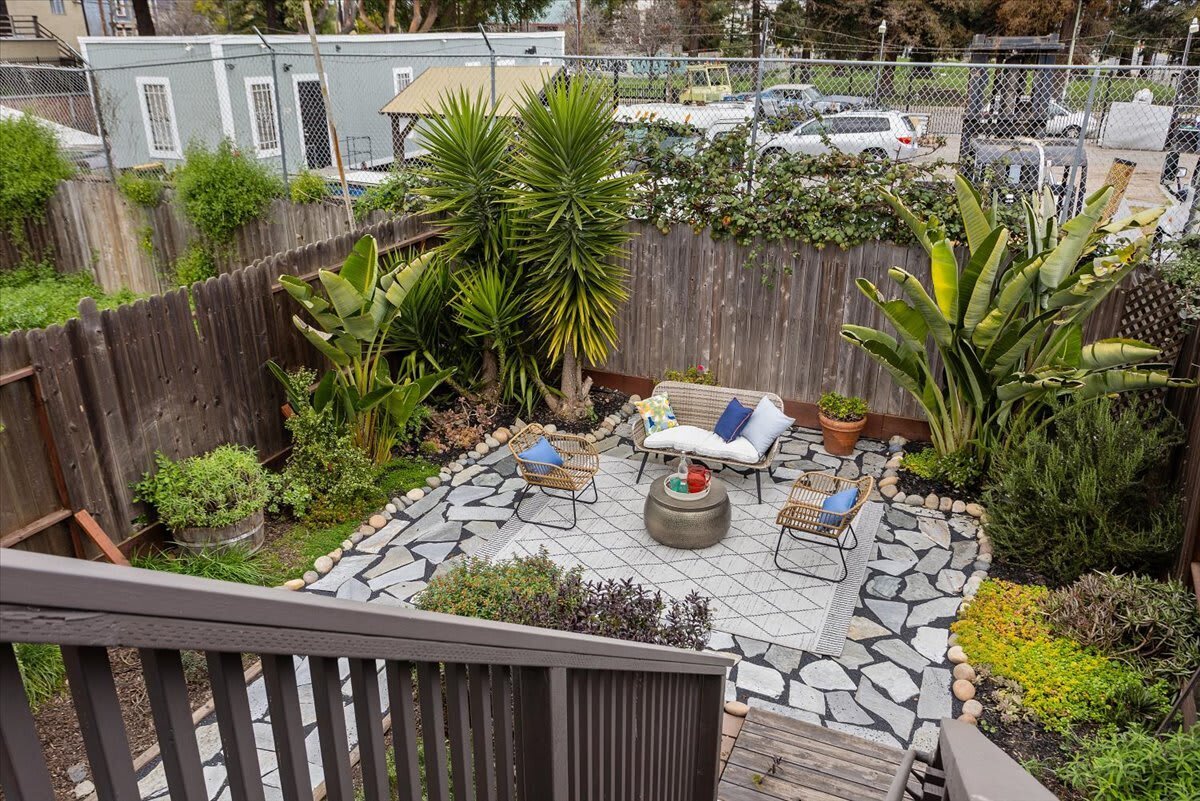 #XXXXhtmlcaption1864005