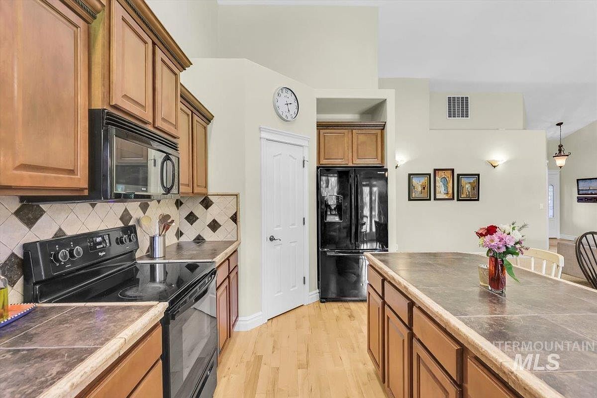 #XXXXhtmlcaption1865683