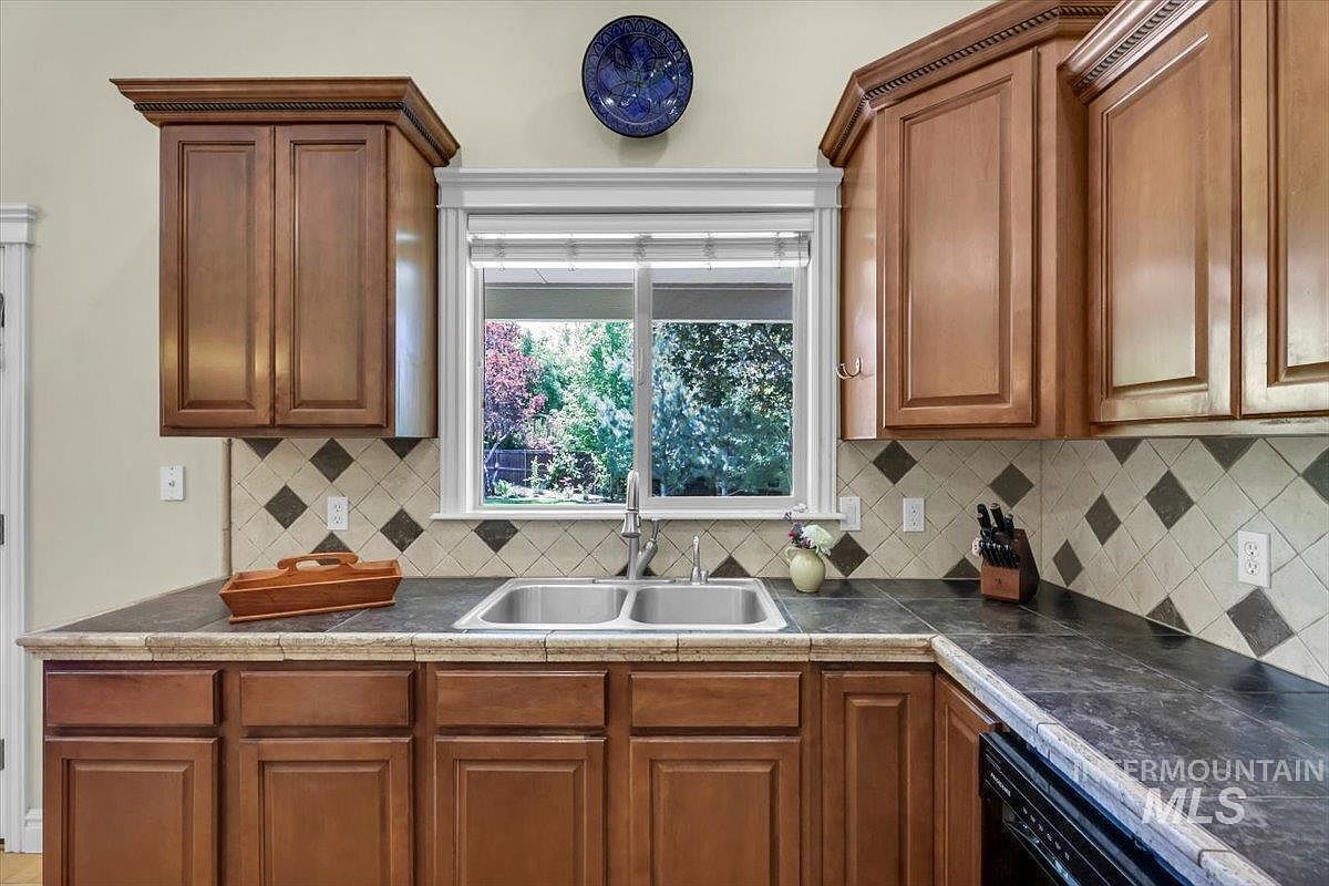 #XXXXhtmlcaption1865682