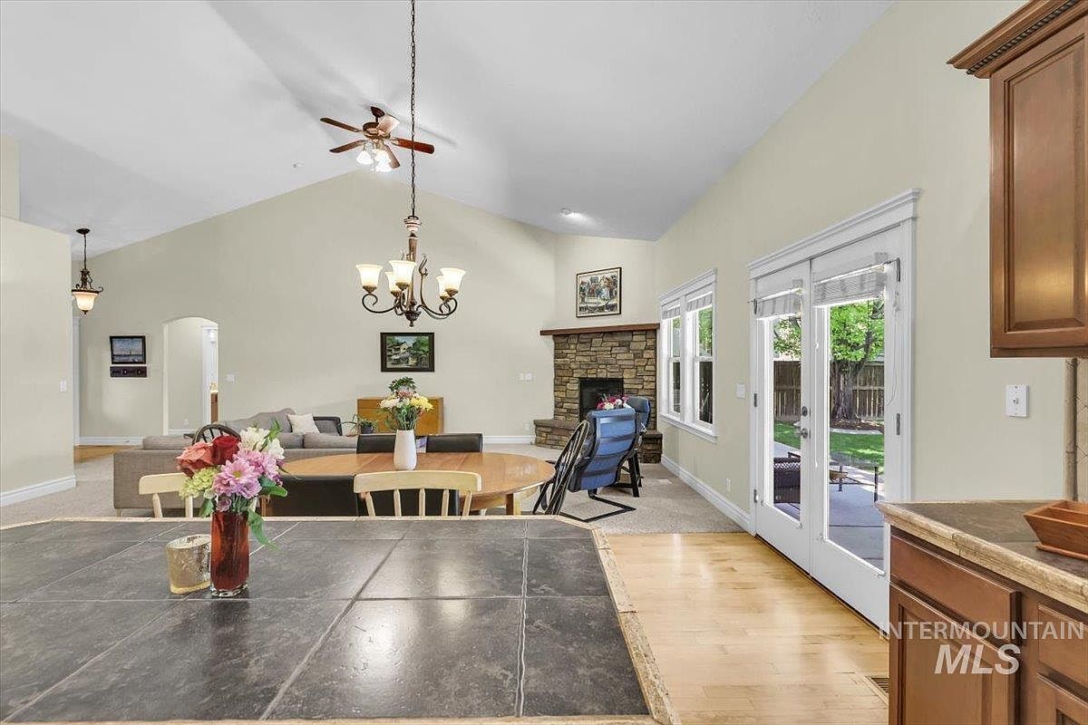 #XXXXhtmlcaption1865684