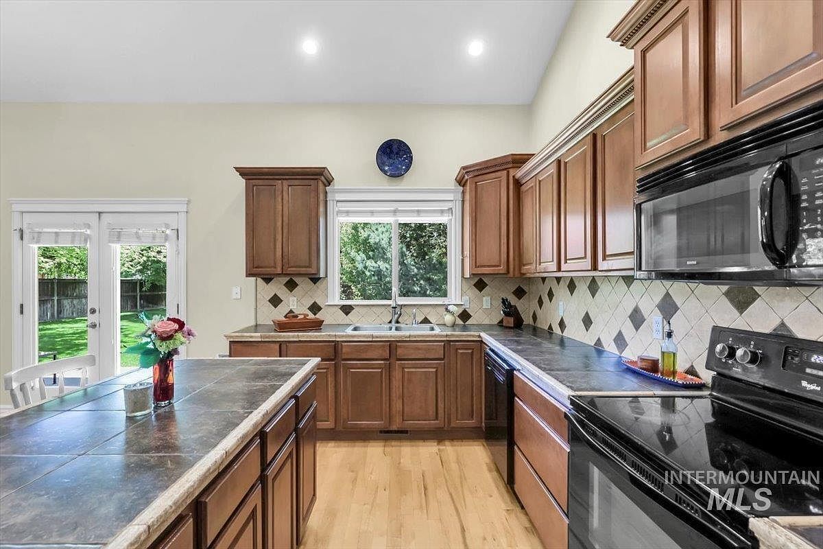 #XXXXhtmlcaption1865681