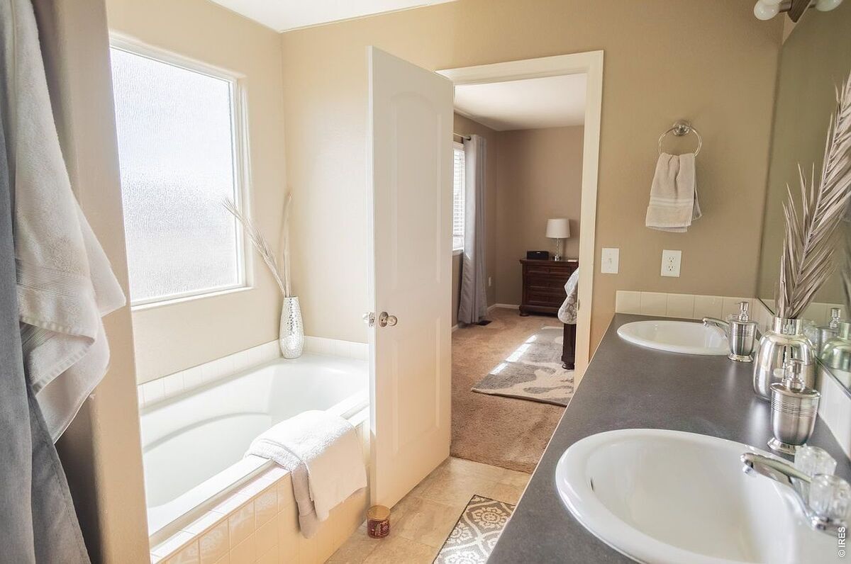 #XXXXhtmlcaption1868544