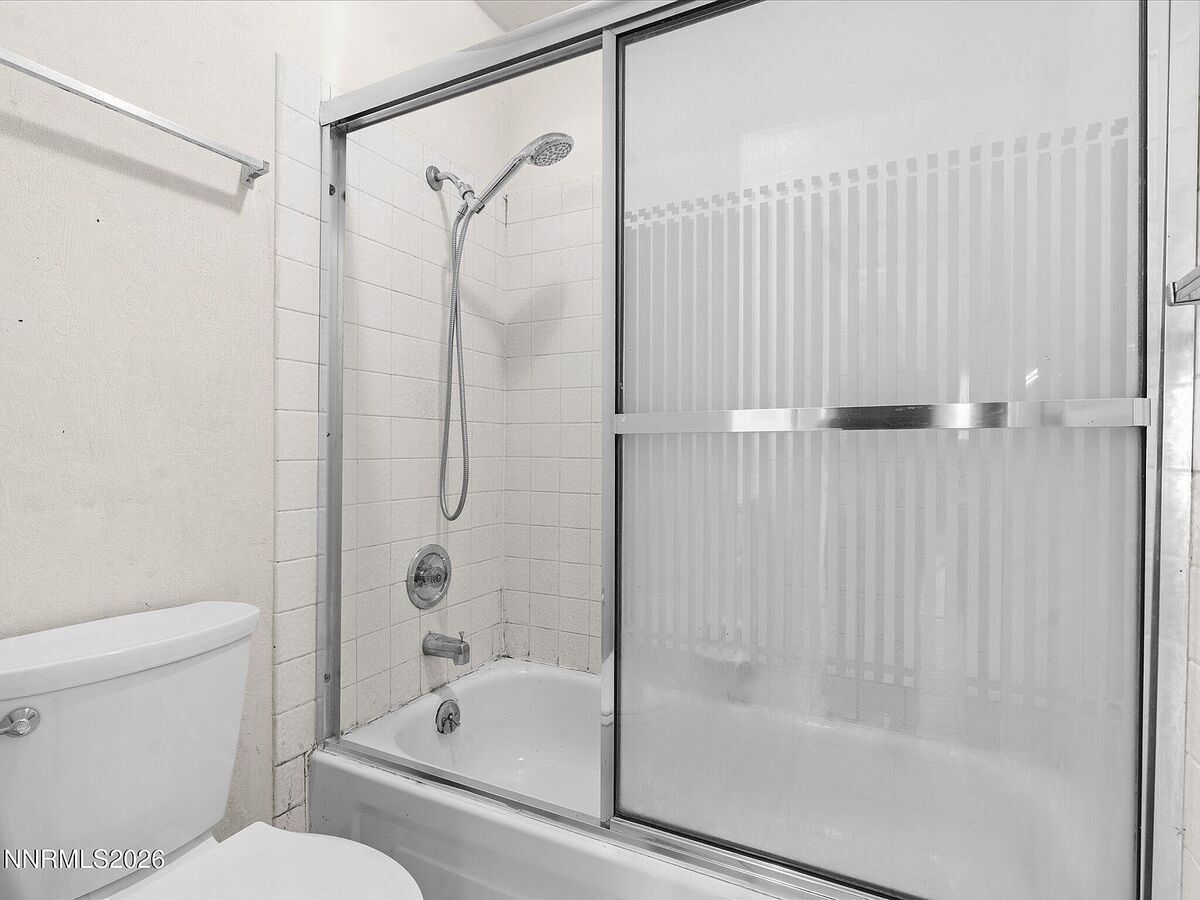 #XXXXhtmlcaption1868930