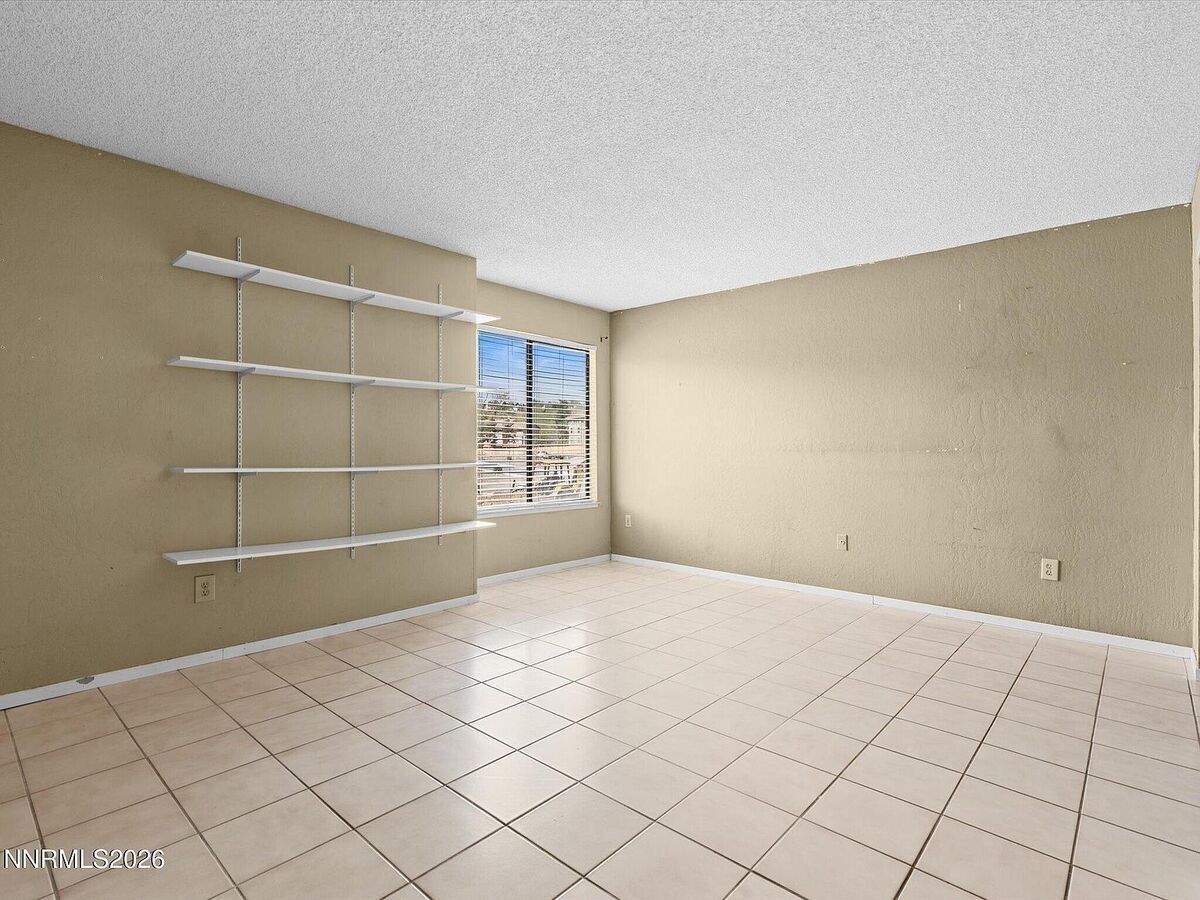 #XXXXhtmlcaption1868920